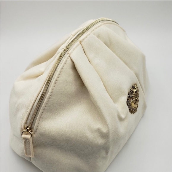 Dolce & Gabbana Cosmetic Bag Makeup Case Travel Toiletries ‘Devotion’ Beauty - Picture 3 of 5